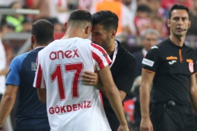 Gökdeniz Bayrakdar: Ömrüm boyunca unutamayacağım bir gün 1 gokdeniz-bayrakdar-omrum-boyunca-unutamayacagim-bir-gun-FhHJmLHL.jpg