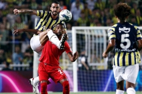 Gustavo Henrique performansıyla Fenerbahçe taraftarını çıldırttı! 7 gustavo-henrique-performansiyla-fenerbahce-taraftarini-cildirtti-3P2SiDj1.jpg