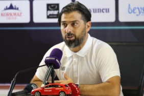 İlhan Palut: Kazanan takım alışkanlığına dönmek istiyoruz 4 ilhan-palut-kazanan-takim-aliskanligina-donmek-istiyoruz-mKUciSlN.jpg