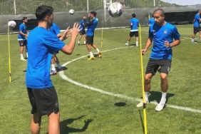 Kayseri’de kampa giren Afyonspor ilk antrenmanına çıktı 3 kayseride-kampa-giren-afyonspor-ilk-antrenmanina-cikti-WhL2IDRT.jpg