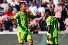 Manchester United'da Cristiano Ronaldo'ya bir şok daha! Polis uyardı 2 manchester-unitedda-cristiano-ronaldoya-bir-sok-daha-polis-uyardi-GIu9nDxf.jpg