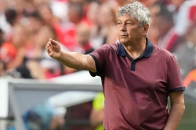 mircea-lucescu-kafalari-karistirdi-dinamo-kievden-ayriliyor-mu-u39Orvqv.jpg