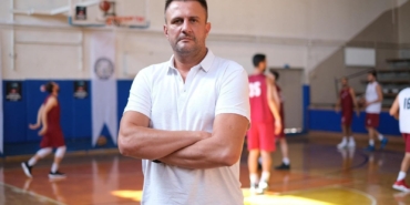 nazilli-belediyespor-basketbol-takimi-parkeye-iniyor-Om1KYfrp.jpg