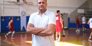 nazilli-belediyespor-erkek-basketbol-takimi-parkeye-iniyor-hQBdhWOB.jpg
