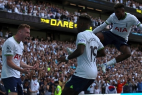 (ÖZET) Tottenham - Southampton maç sonucu: 4-1 5 ozet-tottenham-southampton-mac-sonucu-4-1-QzSgENlI.jpg