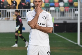 Paixao, 169 gün sonra gol sevinci yaşadı 1 paixao-169-gun-sonra-gol-sevinci-yasadi-VLwZbg2Z.jpg