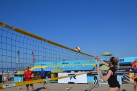 Plaj voleybolunda gençler Dikili'de buluşuyor 2 plaj-voleybolunda-gencler-dikilide-bulusuyor-ZTCZHMXv.jpg
