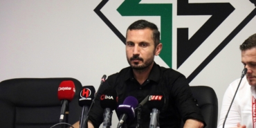 sakaryaspor-teknik-direktoru-ilker-puren-boyle-kazalar-olabiliyor-PaXIH4jG.jpg
