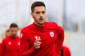 samsunspor-vukan-savicevic-ile-yollarini-ayirdi-8lksbh4K.jpeg