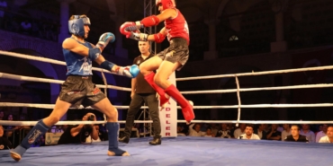sehzadelerde-kiyasiya-muaythai-mucadelesi-JZZD5PJr.jpg
