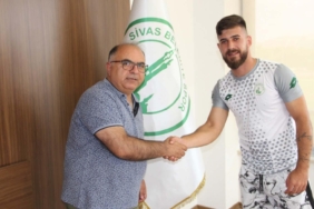 Sivas Belediyespor’dan 2 transfer birden 4 sivas-belediyespordan-2-transfer-birden-2bgjsxc1.jpg