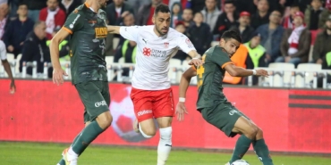sivasspor-alanyaspor-rekabetinde-11-randevu-UfrQihDs.jpg