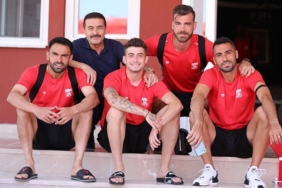 Sivasspor kafilesi Adana’ya gitti 3 sivasspor-kafilesi-adanaya-gitti-aw7wm5q2.jpg
