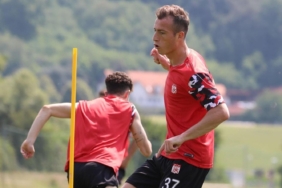 Sivasspor’da, Adana Demirspor maçı öncesi 1 eksik 4 sivassporda-adana-demirspor-maci-oncesi-1-eksik-jDLrUUSq.jpg