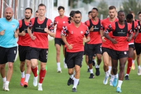 Sivasspor’un Malmö kadrosu belli oldu 6 sivassporun-malmo-kadrosu-belli-oldu-NYA8EA8x.jpg
