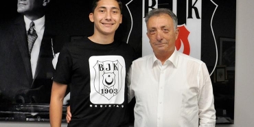 son-dakika-besiktas-transfer-haberi-emirhan-ilkhandan-menajerine-rest-besiktas-kazansin-diye-imza-atti-Lz8L1fBM.jpg