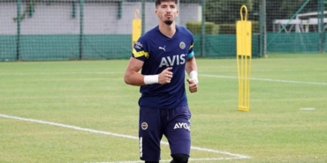 son-dakika-fenerbahce-haberi-altay-bayindirda-sicak-gelisme-29cRNjsp.jpg
