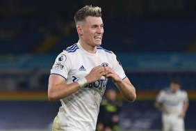 Son dakika Fenerbahçe transfer haberi! Ezgjan Alioski ve Ertuğrul Taşkıran ile görüşmeler devam ediyor 3 son-dakika-fenerbahce-transfer-haberi-ezgjan-alioski-ve-ertugrul-taskiran-ile-gorusmeler-devam-ediyor-rUthyz2Y.jpg