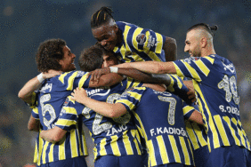 Son dakika Fenerbahçe transfer haberi! Sarı lacivertlilere piyango! Yıldız isme 10 milyon euro 5 son-dakika-fenerbahce-transfer-haberi-sari-lacivertlilere-piyango-yildiz-isme-10-milyon-euro-glPkTSW1.gif