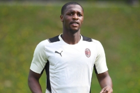 Son dakika | Galatasaray transfer haberi: Sol beke Fode Ballo-Toure hamlesii 5 son-dakika-galatasaray-transfer-haberi-sol-beke-fode-ballo-toure-hamlesii-NC2PR8UP.jpg