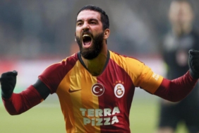 Son dakika haberi! Arda Turan futbolu bırakma kararı aldı! 1 son-dakika-haberi-arda-turan-futbolu-birakma-karari-aldi-67qEv3ib.jpg