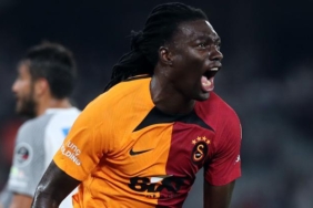 son-dakika-haberi-galatasarayi-krizden-kurtaran-bafetimbi-gomis-karari-MQArsB5g.jpg