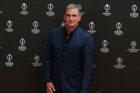 Stefan Kuntz: Şampiyonlar Ligi finali için İstanbul'dan daha iyi bir yer yok 2 stefan-kuntz-sampiyonlar-ligi-finali-icin-istanbuldan-daha-iyi-bir-yer-yok-HXvO69ve.gif