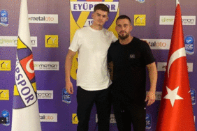 Tevfik Şafak: Dünya yıldızlarını izleyebiliriz 1 tevfik-safak-dunya-yildizlarini-izleyebiliriz-bidxta5g.gif