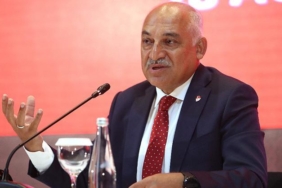 TFF Başkanı Mehmet Büyükekşi açıkladı! Süper Lig maçları için dev yenilik! 3 tff-baskani-mehmet-buyukeksi-acikladi-super-lig-maclari-icin-dev-yenilik-n3JqwxZi.jpg