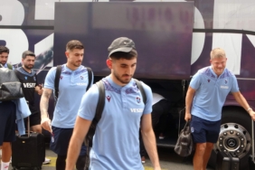 Trabzonspor, Şampiyonlar Ligi play-off maçı için Kopenhag’a gitti 2 trabzonspor-sampiyonlar-ligi-play-off-maci-icin-kopenhaga-gitti-F686refG.jpg