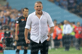 Trabzonspor Teknik Direktörü Abdullah Avcı, Galatasaray maçı sonrası özeleştiri yaptı! 7 trabzonspor-teknik-direktoru-abdullah-avci-galatasaray-maci-sonrasi-ozelestiri-yapti-UbgBWsei.gif