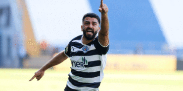 trabzonsporda-siradaki-isim-umut-bozok-QXcY8add.gif