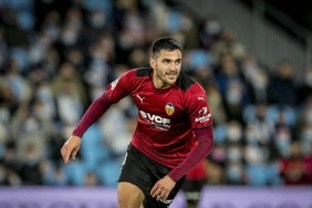 Transfer haberi: Salernitana'dan Fenerbahçe'nin ilgilendiği Maxi Gomez'e teklif 5 transfer-haberi-salernitanadan-fenerbahcenin-ilgilendigi-maxi-gomeze-teklif-XUju21wT.jpeg