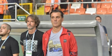 vincenzo-montella-1-yilini-tamamladi-4yNwPN9Z.jpg