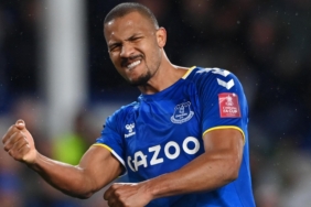 Adana Demirspor'a Premier Lig'den golcü: Salomon Rondon iddiası 2 adana-demirspora-premier-ligden-golcu-salomon-rondon-iddiasi-zakcJH6V.jpg