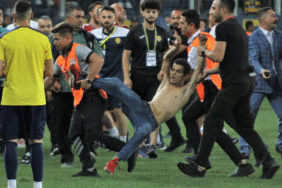Ankaragücü - Beşiktaş maçındaki saldırgan için emniyetten açıklama 1 ankaragucu-besiktas-macindaki-saldirgan-icin-emniyetten-aciklama-bdhqlduX.gif