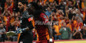 bafetimbi-gomis-sampiyon-olmak-istiyoruz-IpD43V94.gif
