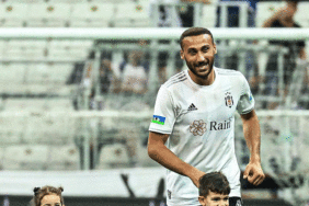 Beşiktaş'lı Cenk Tosun: Belki Salih'in futbol hayatı bitecekti! 8 besiktasli-cenk-tosun-belki-salihin-futbol-hayati-bitecekti-edfDQE8O.gif