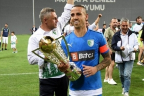 Bodrumspor'da Erkan'ın 200’üncü maç gururu 6 bodrumsporda-erkanin-200uncu-mac-gururu-9IsDaU5K.jpg