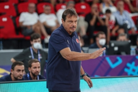 Ergin Ataman: Biz gerekli cevabı sahada verdik 2 ergin-ataman-biz-gerekli-cevabi-sahada-verdik-jhdiAZHr.jpg