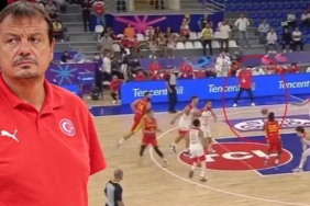 Ergin Ataman'dan 12 Dev Adam'a maçı kazandıran hamle! 79 ergin-atamandan-12-dev-adama-maci-kazandiran-hamle-s7JFsfY8.jpg