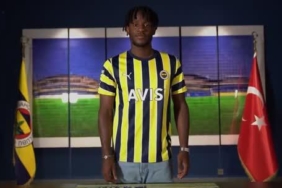 Fenerbahçe, Michy Batshuayi transferini işte böyle açıkladı! 2 fenerbahce-michy-batshuayi-transferini-iste-boyle-acikladi-O5fvjWUr.jpg