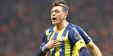 fenerbahcede-389-milyon-tl-kasada-kaldi-tam-17-futbolcu-gitti-Ua4WjGpL.jpg