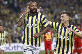 Fenerbahçe'de Joao Pedro taraftarların gönlünü fethetti 4 fenerbahcede-joao-pedro-taraftarlarin-gonlunu-fethetti-O2Hq75gV.jpg