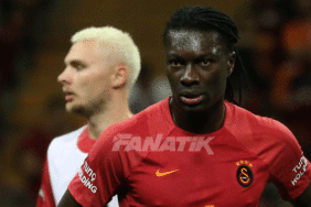 Galatasaray’da Seferovic’in yerine Gomis 11’de 8 galatasarayda-seferovicin-yerine-gomis-11de-ZySYvk1H.gif