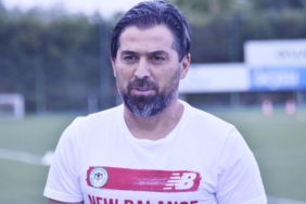 İlhan Palut: İyi mücadele etmeye, iyi futbol oynamaya gideceğiz 5 ilhan-palut-iyi-mucadele-etmeye-iyi-futbol-oynamaya-gidecegiz-B3nN2MY8.jpg