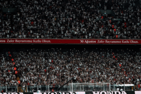 İstanbul'da en çok maç biletlerinin fiyatı değişti 3 istanbulda-en-cok-mac-biletlerinin-fiyati-degisti-fcgKcqpH.gif