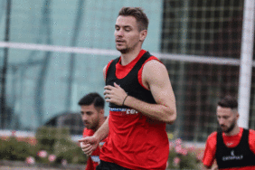 Kayserispor, Fenerbahçe maçı hazırlıklarını tamamladı 12 kayserispor-fenerbahce-maci-hazirliklarini-tamamladi-OYuJIHwI.gif