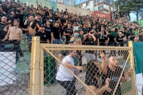 Kırşehir FK-Kocaelispor maçı sonrası taşlı, sopalı kavga 1 kirsehir-fk-kocaelispor-maci-sonrasi-tasli-sopali-kavga-SUF4VnBA.jpg