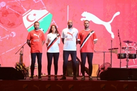 KKTC’nin artık kendine ait bir milli forması var 3 kktcnin-artik-kendine-ait-bir-milli-formasi-var-iqF2bNOS.jpg